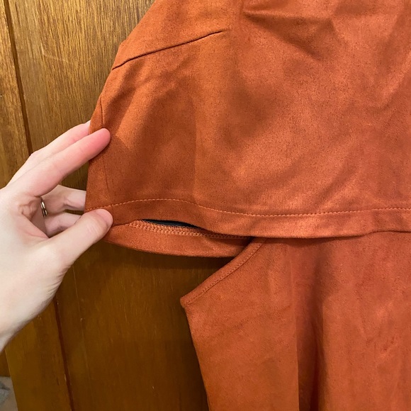 Cut out dress - Picture 3 of 5